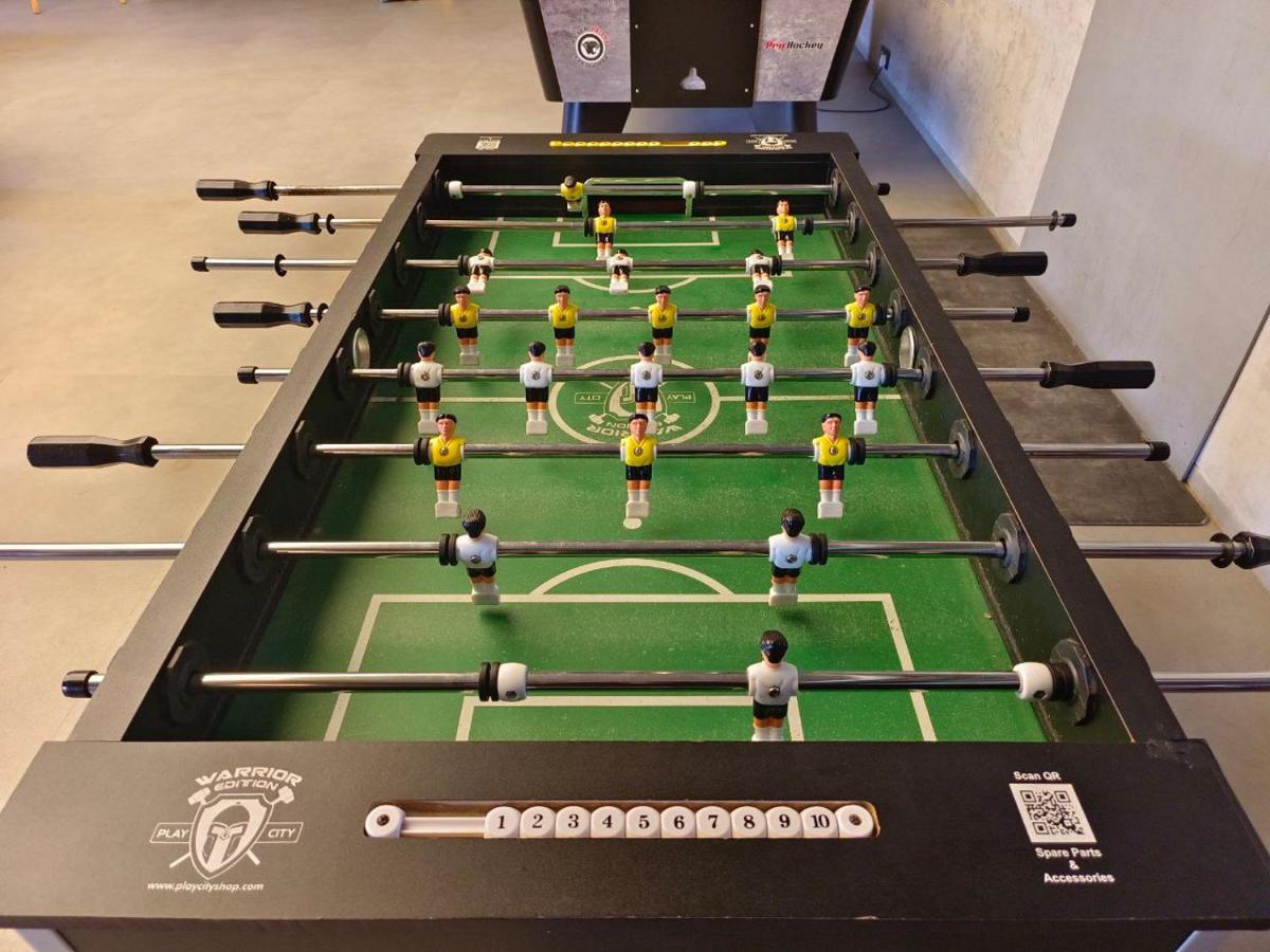 Radisson Resort And Spa Лонавала Экстерьер фото A table football table